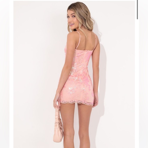 Lucy in the sky - pink sequin body on dress size xs. Made in the USA, worn once - Picture 3 of 4